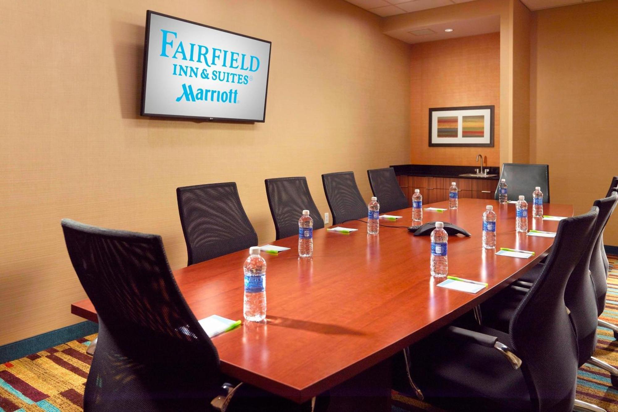 Fairfield Inn & Suites By Marriott Fayetteville North Dış mekan fotoğraf